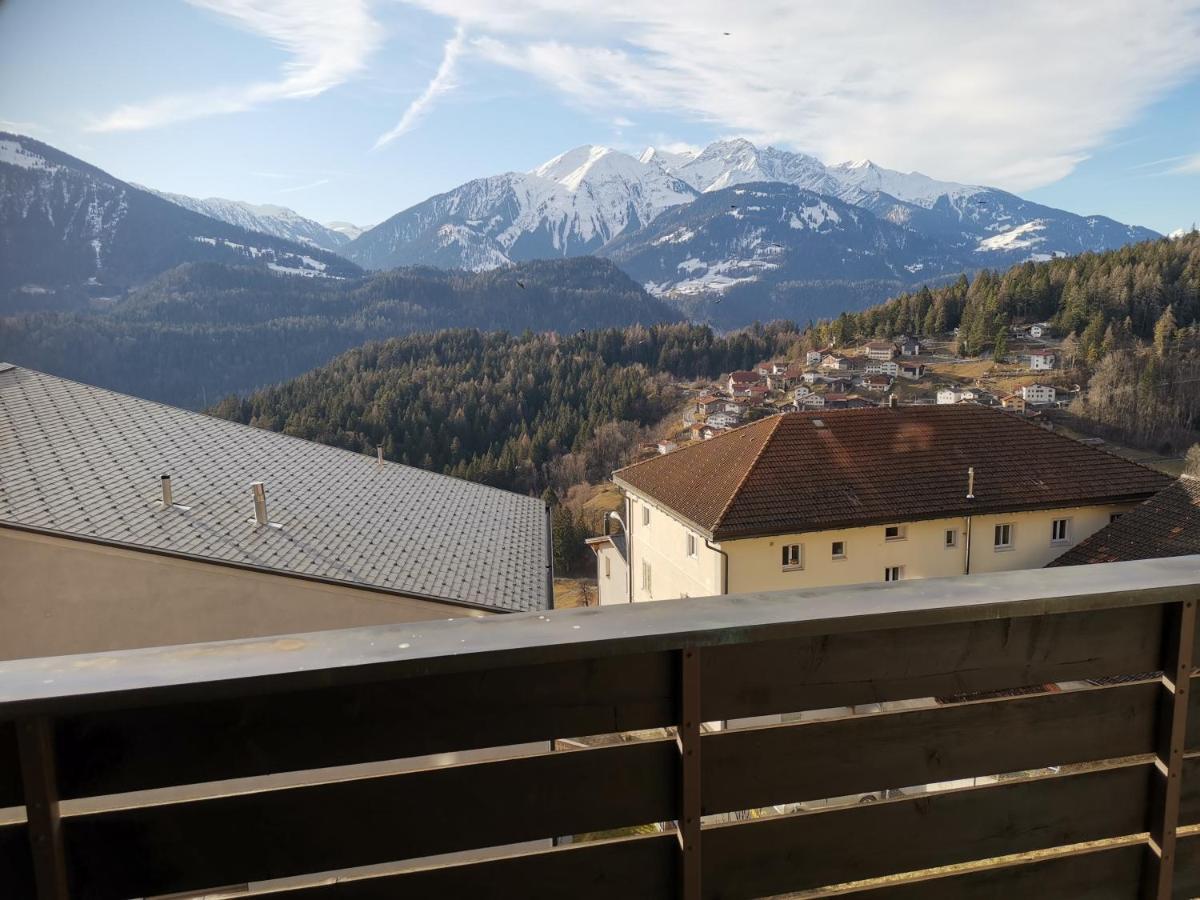Ferienwohnung In Trin Exterior photo